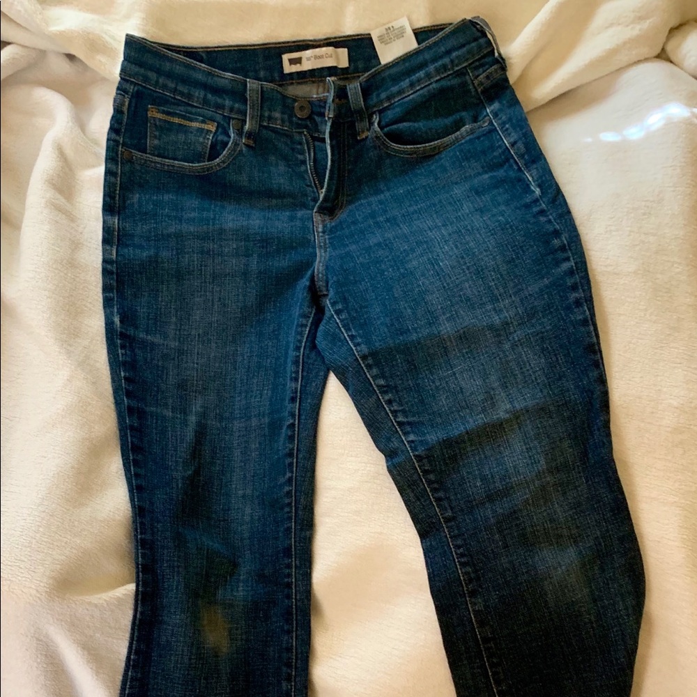 Size 4 s/C LEVIS 515 Bootcut denim